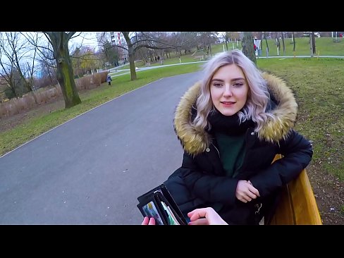 ❤️ Swallows hot cum coigreach airson airgead - blowjob anns a 'phàirc le Eva Elfie Bhidio porn  aig gd.hochu-sex-tomsk.ru ☑